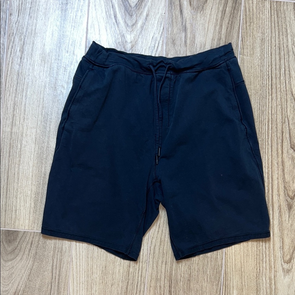 Lululemon Clock Out‎ Short 9” Inseam